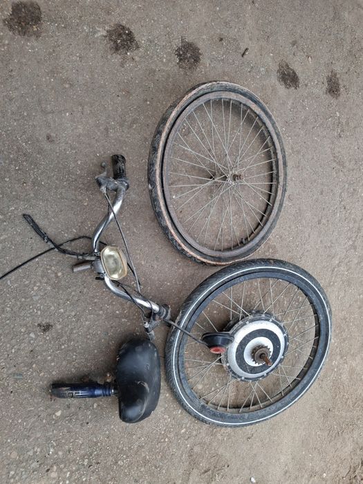 Roti bicicleta electrica ghidon si sezut