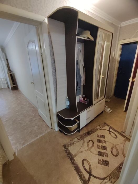 Продам 2 х комн, 6-11, 2 этаж.