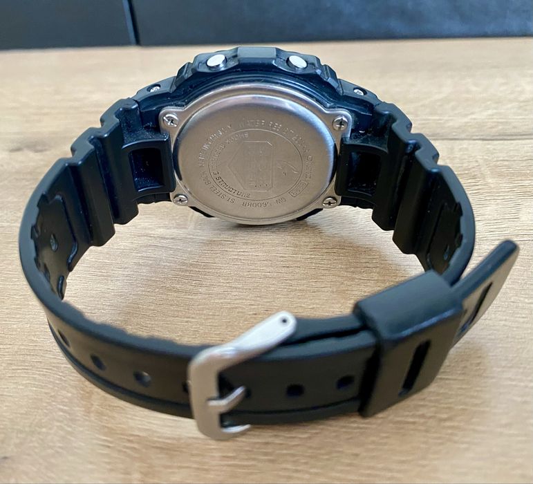 Часы Casio G-Shock