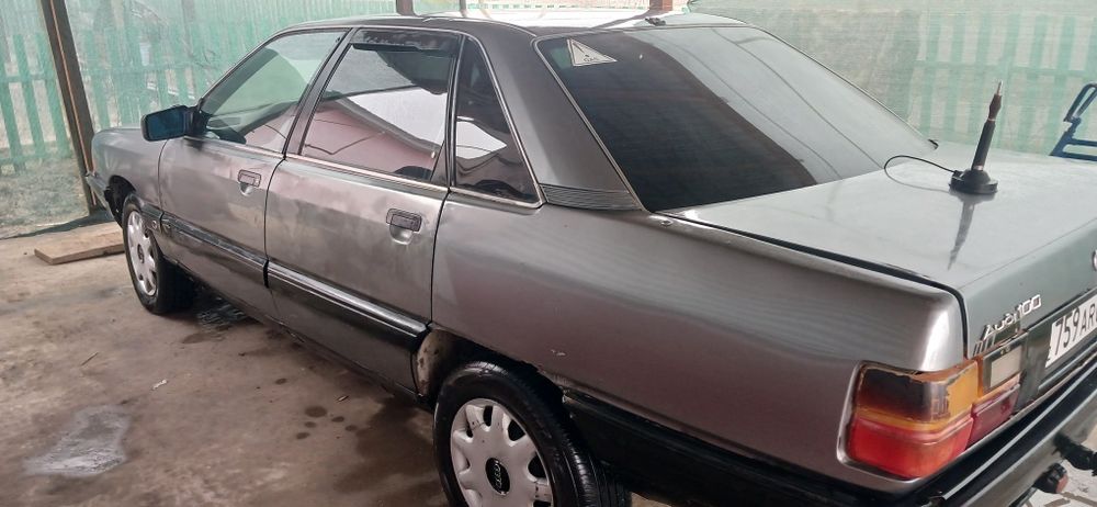 Ауди 100 2.3 газ 1990.жылы