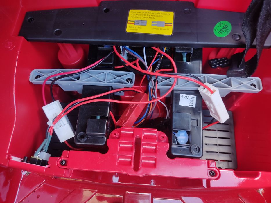 Детска електрическа кола БМВ Х6 BMW X6