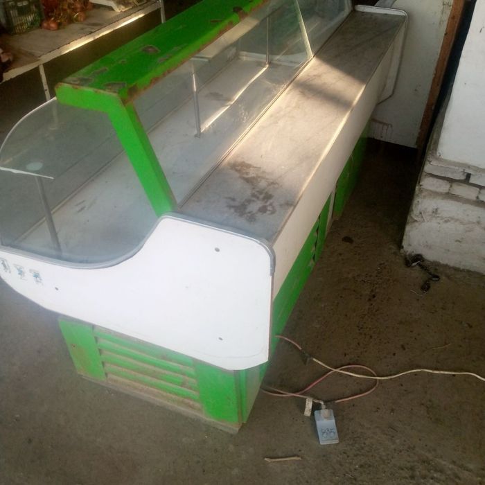 Витрина Холодилник