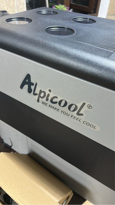 Продам авто холодильник Apricool