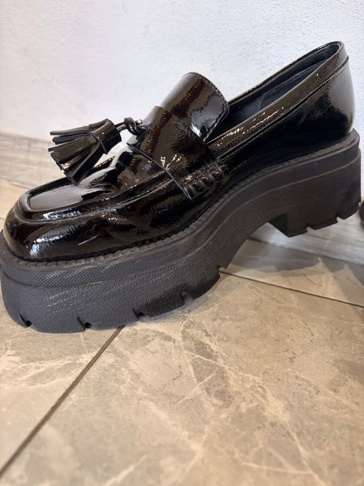 Мокасини на платформа Zara