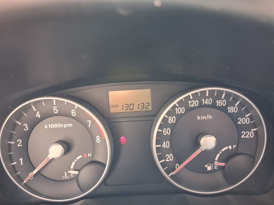 Vând Hyundai accent