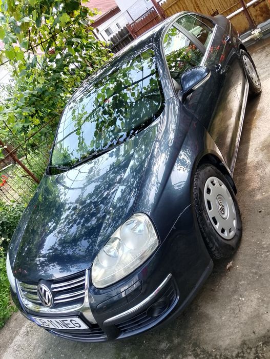 Volkswagen Jetta An 2007, foarte bine întreținută motor 1,9 Diesel preț 2500 euro negociabil nr.tf 0720397328