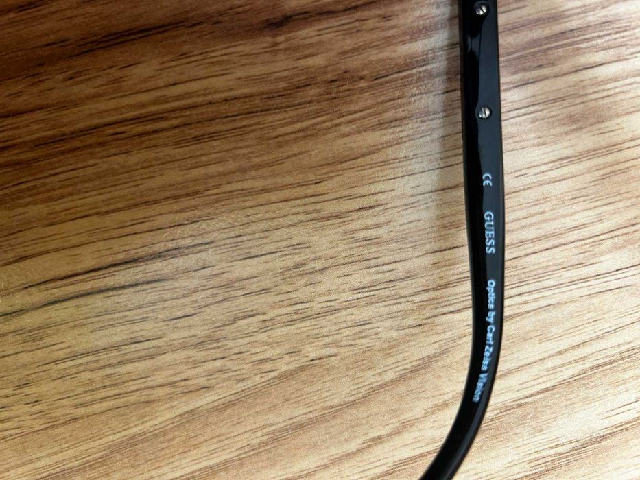 Слънчеви очила Guess