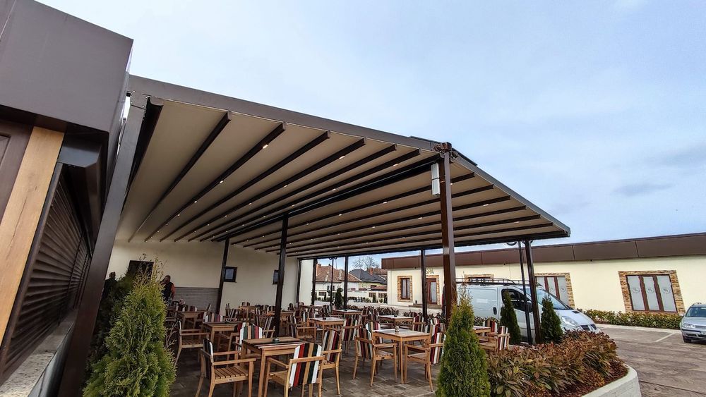 Pergole All Season cu membrana PVC.