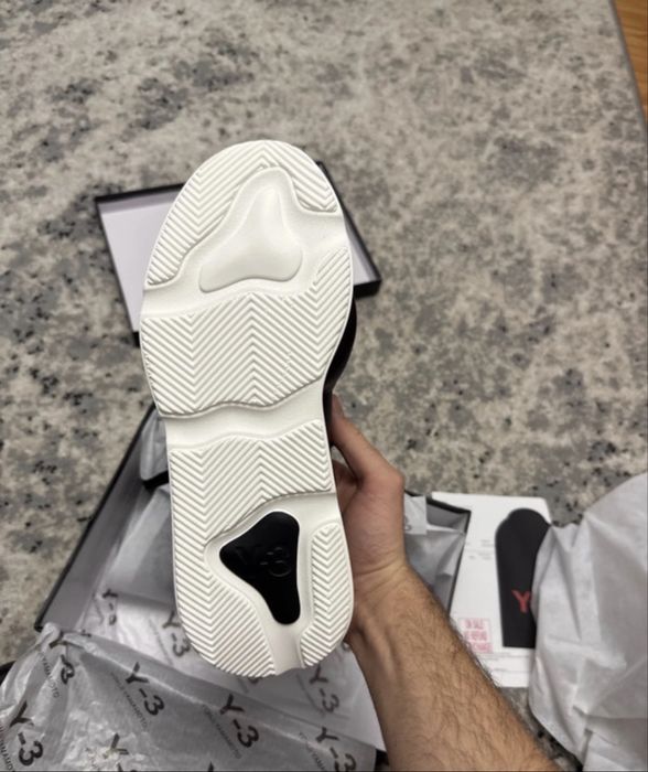 Adidasi Y3 marimea 43