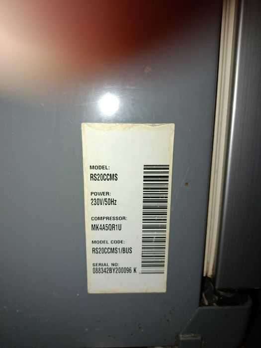 Холодильник 2х дверный