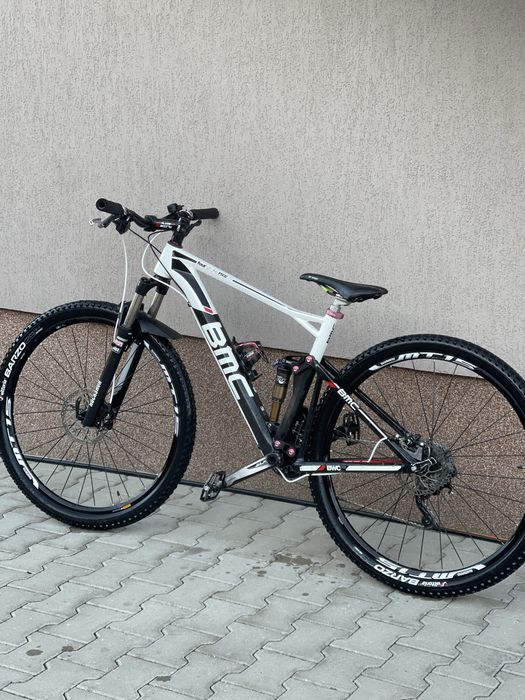 Bicicleta  enduro full suspension BMC carbon. Preț fix