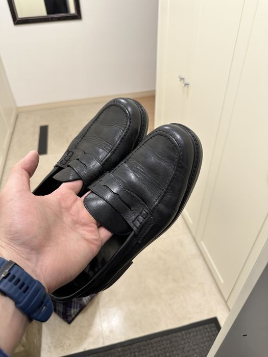 Продам кроссовки и туфли