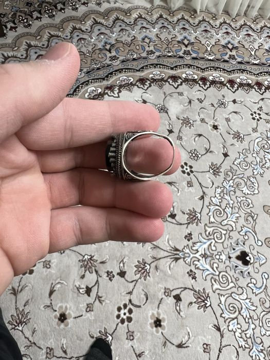 Kumush uzuk………………………