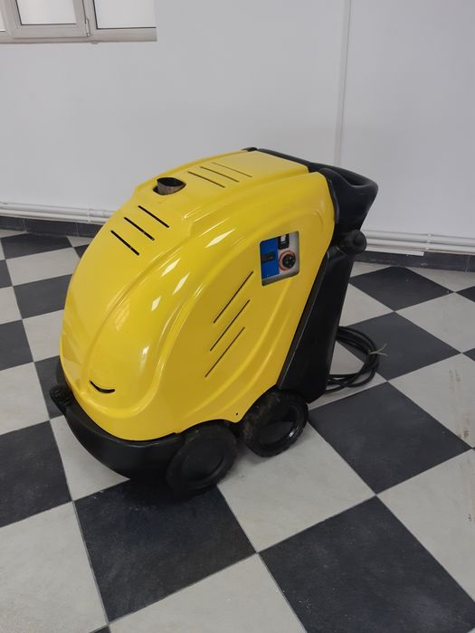 Aparat de spalat auto cu presiune 250Bari/21L/min