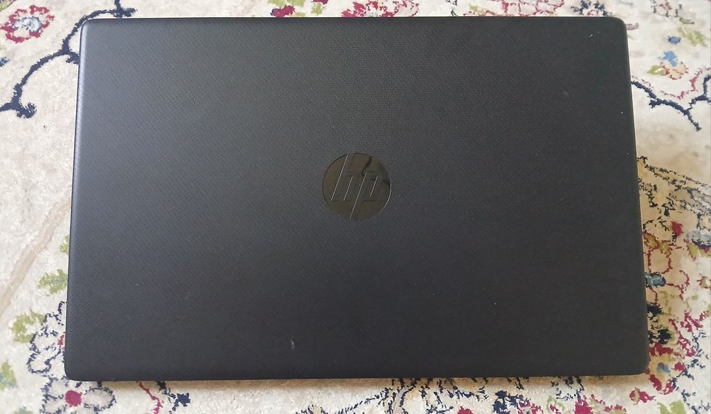 Продается HP ноутбук
