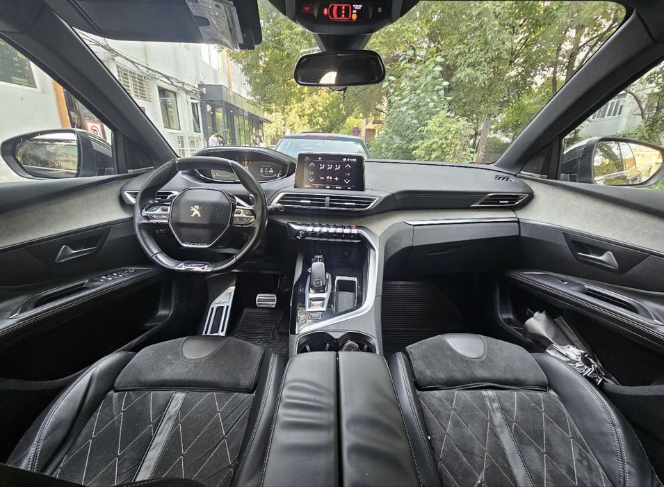 Peugeot 5008 GT 2.0 BlueHDi 177 CP, Euro 6, Full Options, întreținut