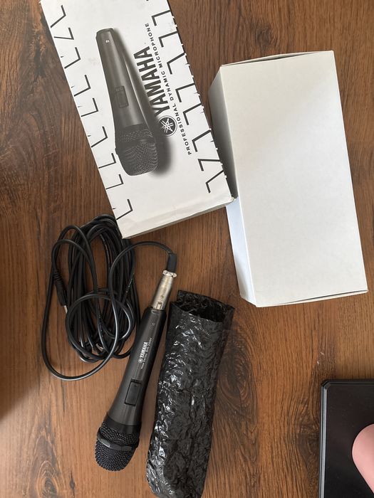 Yamaha DM-200-500s Professional Dynamic Microphone для караоке и тд