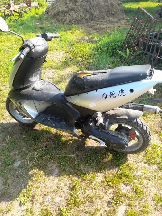 Vând scuter Aprilia pentru dezmembrări