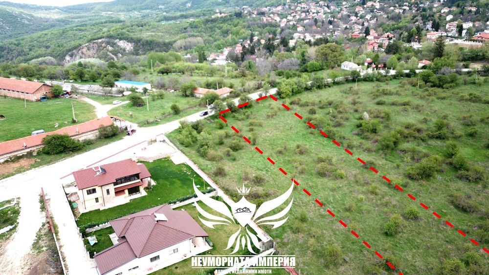 Продавам земя  4000кв.м. в село Гълъбово, първа линия