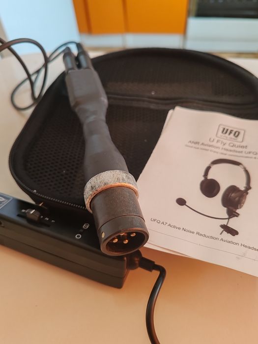 Авиационная гарнитура