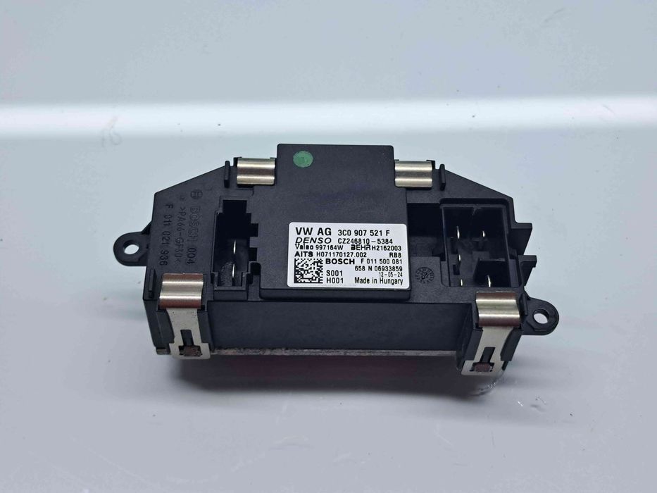 Releu AudiQ3 (8UB) [Fabr 2011-2018] 3C0907521F