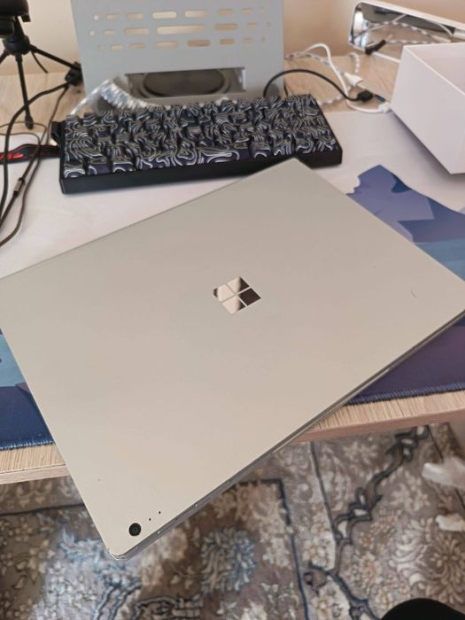 Microsoft surface book 2 gtx 1050 2gb