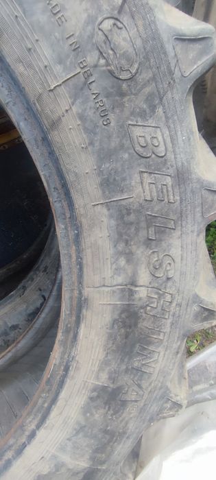 Шины 16,9 R38 пара