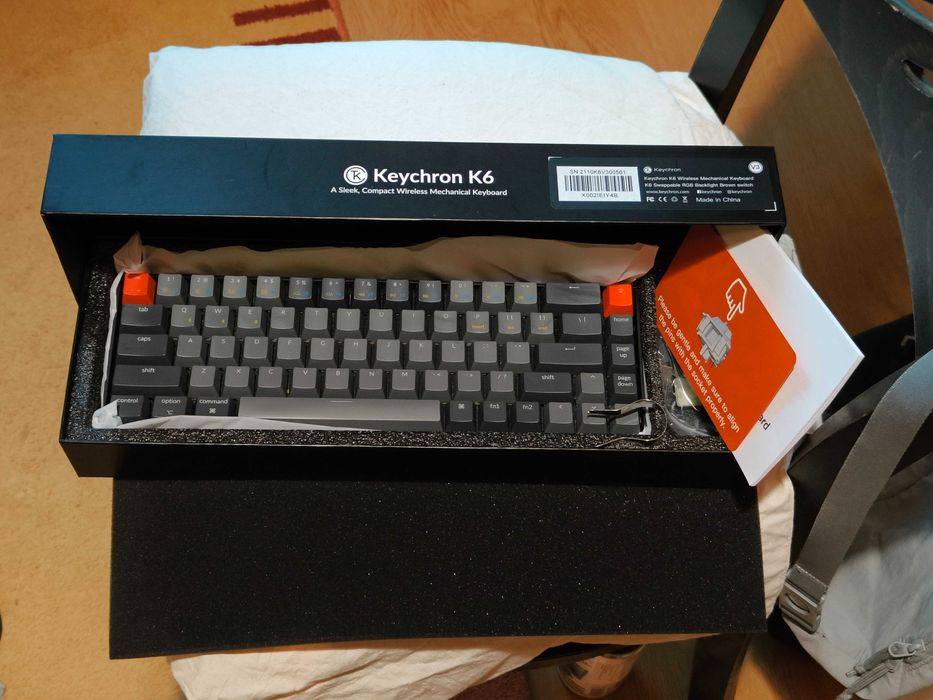 Keychron K6 с кафеви превключватели