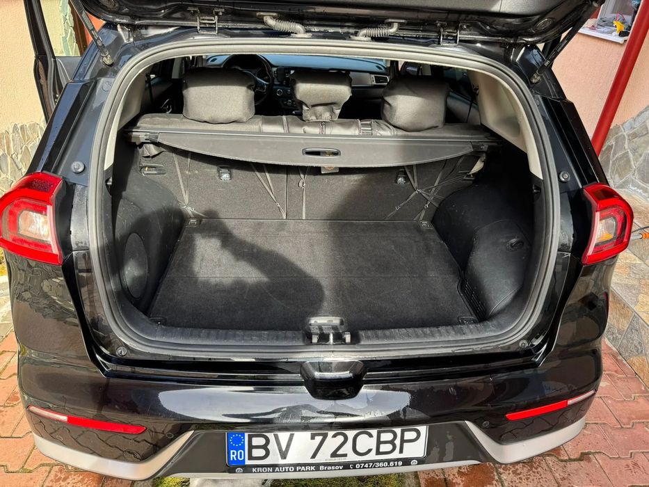 Kia Niro Hybrid 1.6 GDi Business 2017 Automat, Piele, Trapa, etc