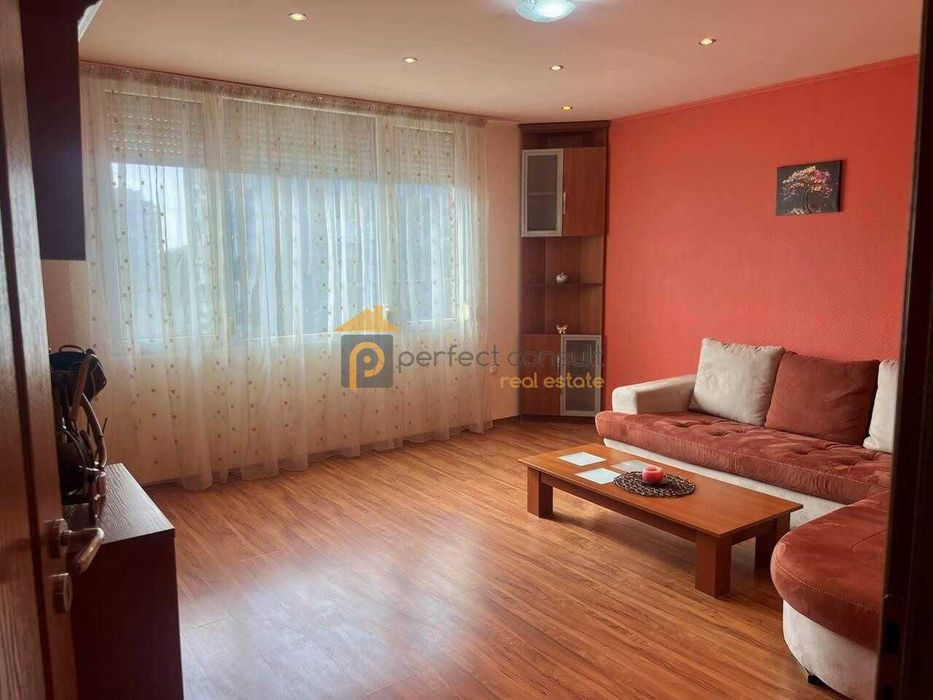 Продава се Тристаен апартамент в Пловдив, Кършияка - 86 кв.м за 2157 €/кв.м - Снимка #2