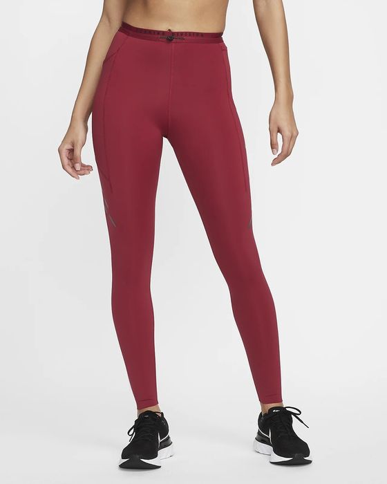 Nike running division черен/червен клин.