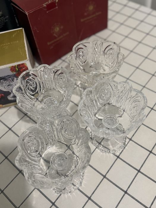 Хрусталтные вазы