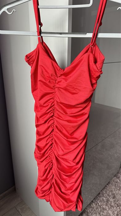 Дамска червена рокля