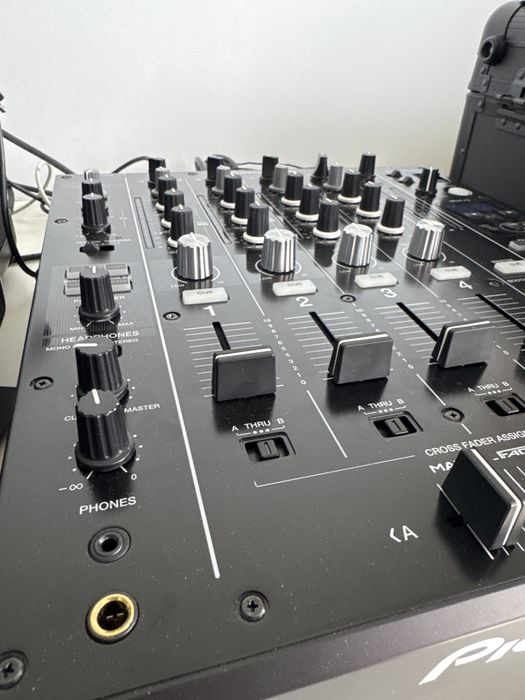 Pioneer djm 750 mk2 NOU cu case udg si decksaver