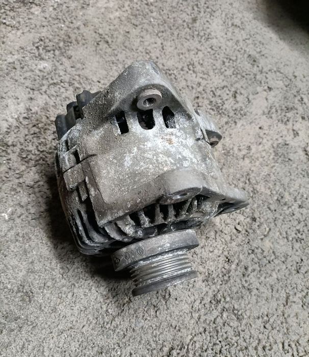 Alternator:Megane,Clio...posibilitate expediere colet avantajos,schimb