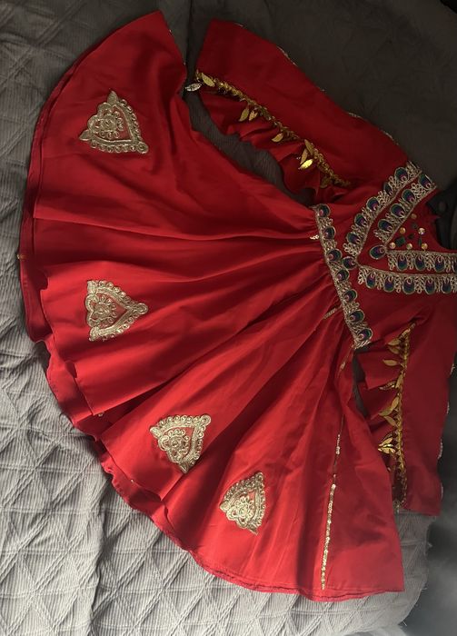 Продам национальные костюмы