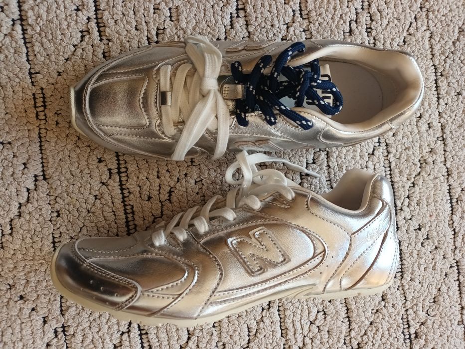 Miu Miu x New Balance кецове налични