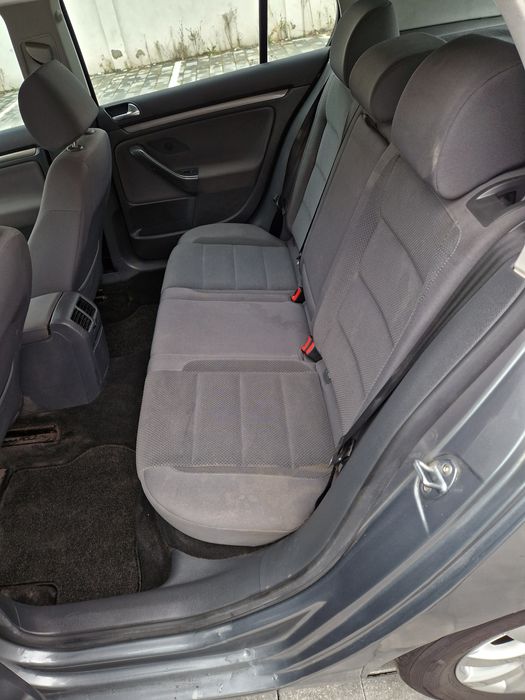 Vand Golf 5 2l  an 2008 acte de Germania