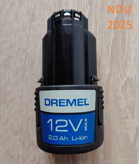 Circular mic Bosch GKS 12V-26, acumulatori, incarcatoare