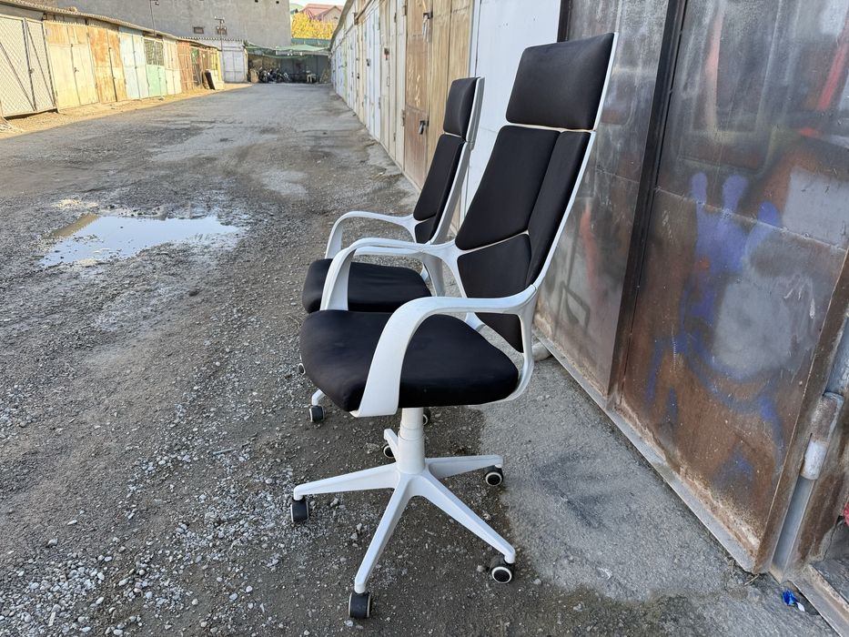 * Компьютерное кресло Norden IQ / (white+black)