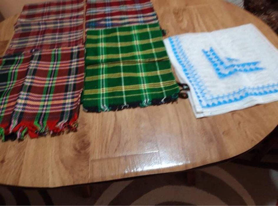 Български народни вълнени престилки