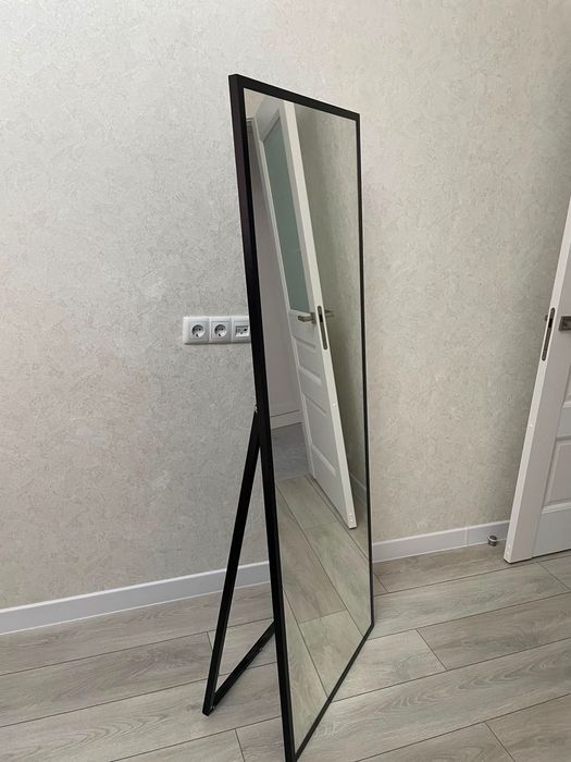 Продам напольное зеркало Seven Art 60×160 см.