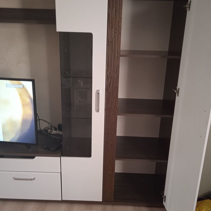 Стенка- горка.В зал.