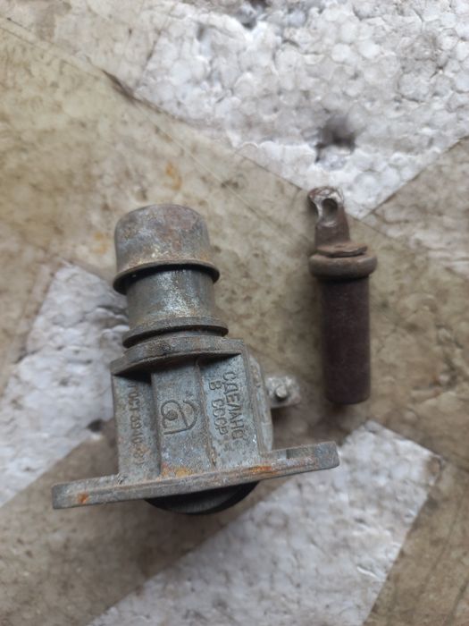 Пеключатель света