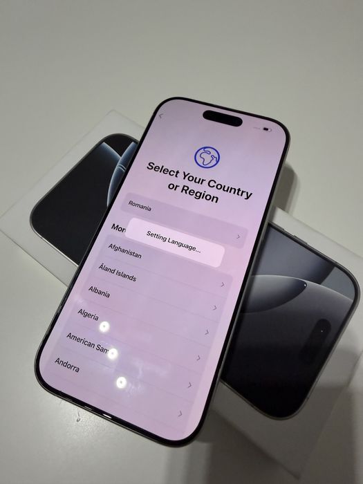 vand iphone 16 pro  alb