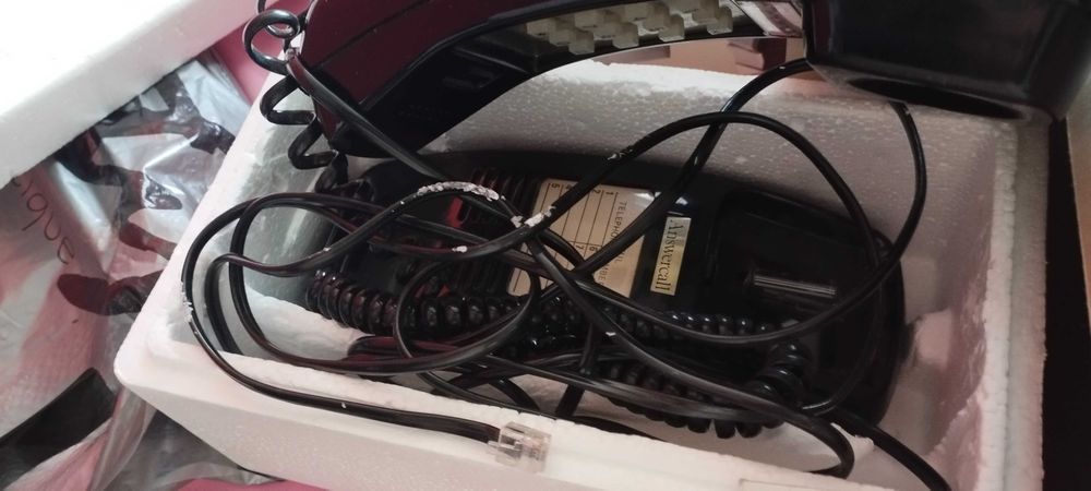 телефони различни видове