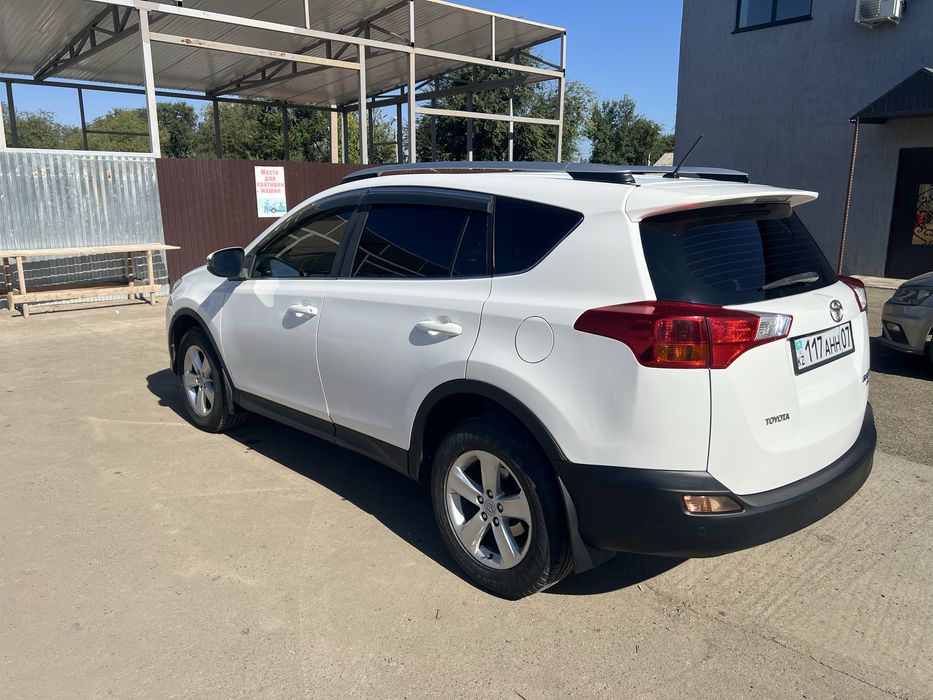Продам RAV 4 2014