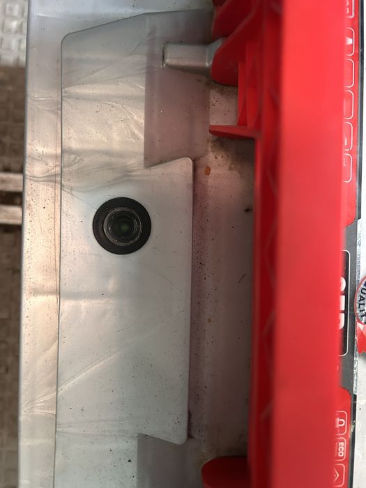 Продам аккамулятор 12V 100Ah  880ASAE