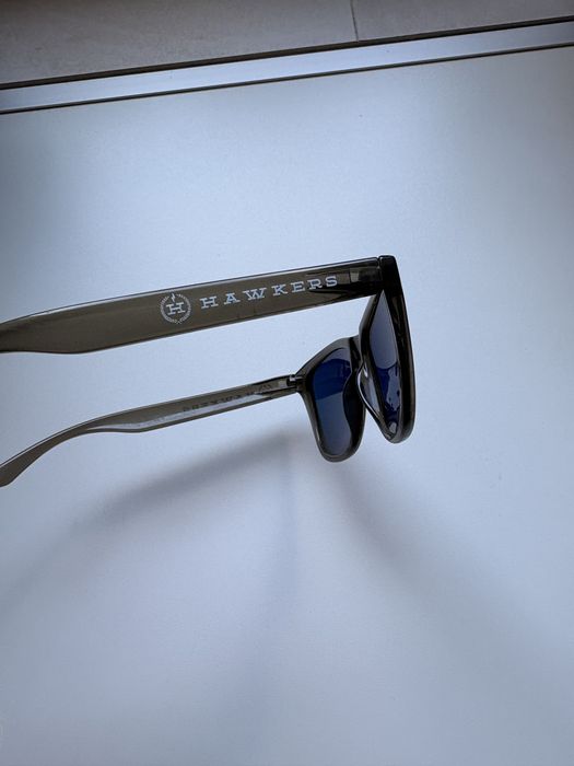 Vand ochelari de soare Hawkers