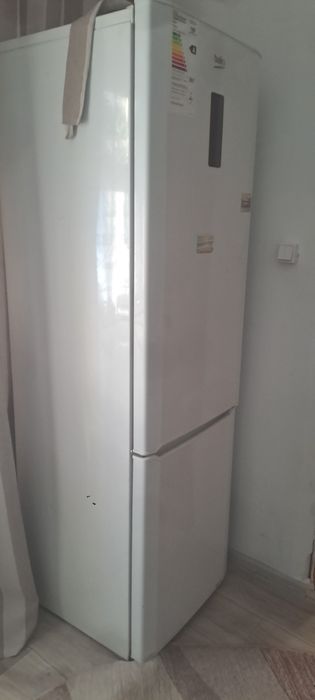 Продам холодильник